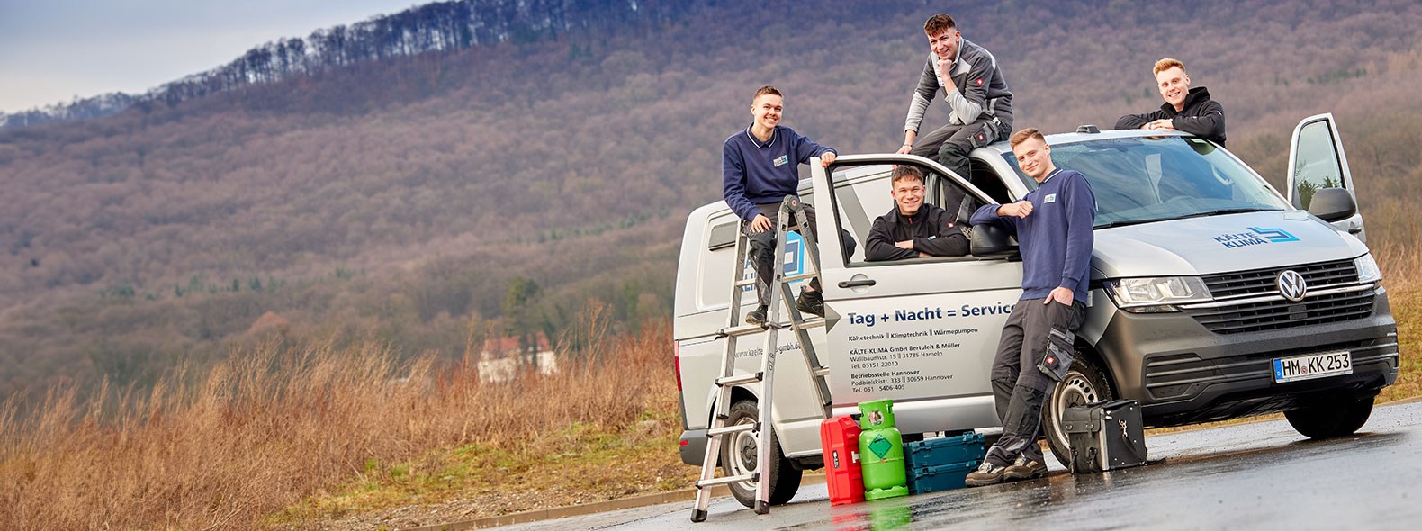 Unsere Auszubildenden zum Mechatroniker für Kältetechnik Auzubildende zum Mechatroniker für Kältetechnik